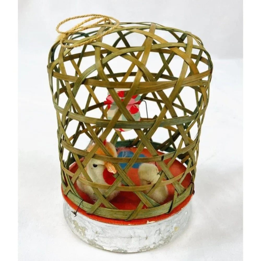 Vtg Small Japanese Bamboo Wicker Bird Cage Rooster Chicken Baby Chick - Squeaks
